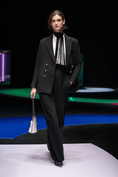 Look 81